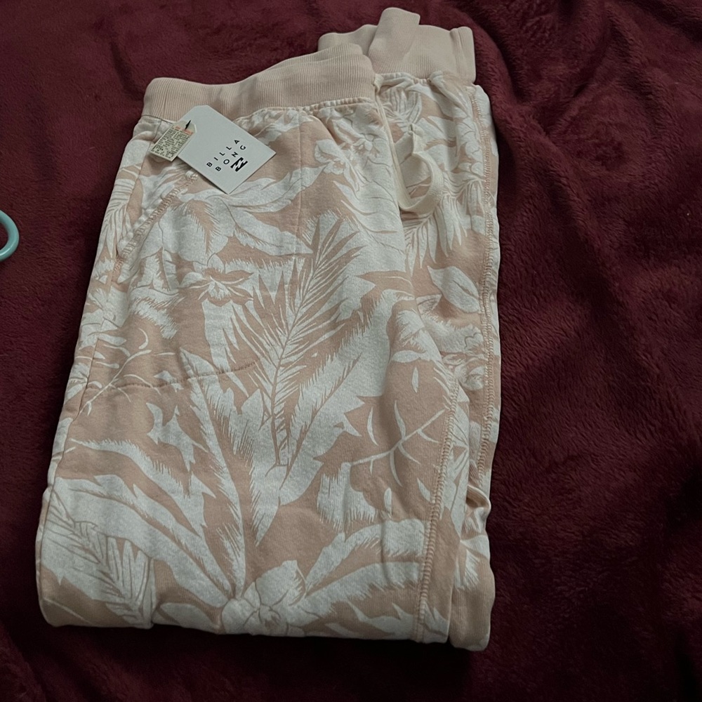 Billabong sweatpants